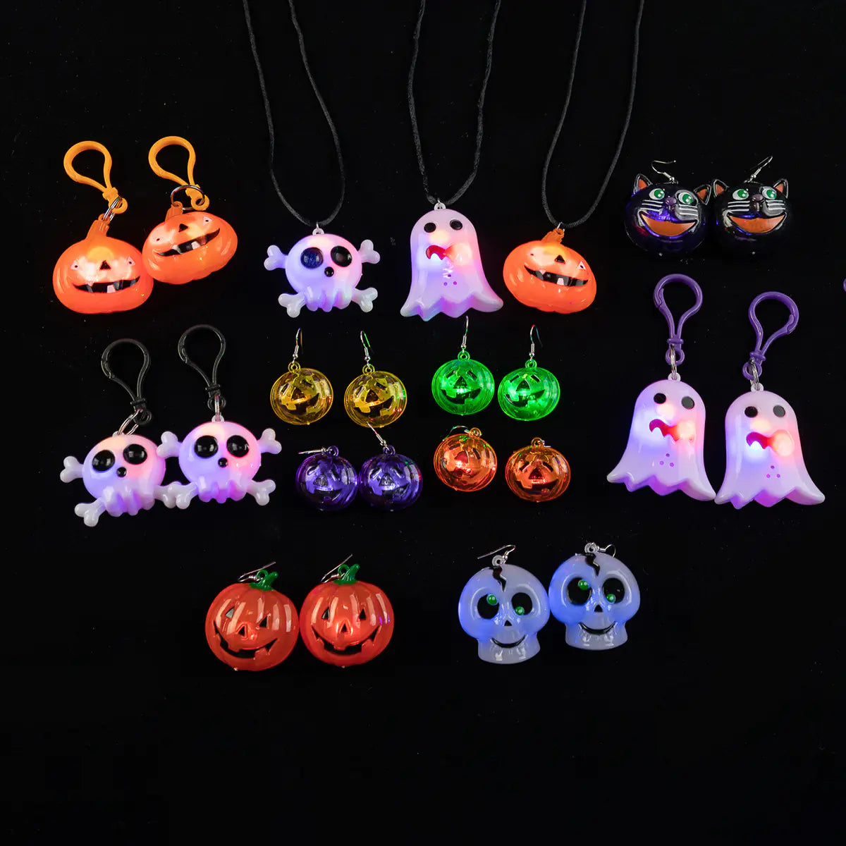 Cool Halloween Necklace Keychain with LED Pumpkin Ghosts