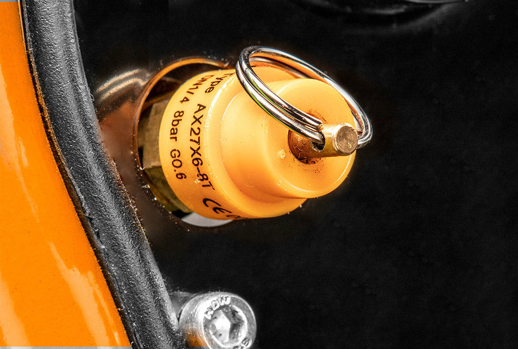 Kompresszor, 40L, álló, 2 csatlakozó, 2 nyomásmérő, olajkenésű