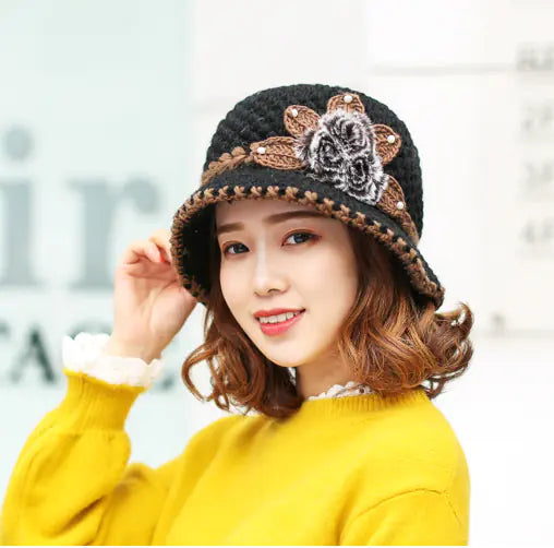 Warm Wool Knitted Earmuff Cap for Women (Fashionable)