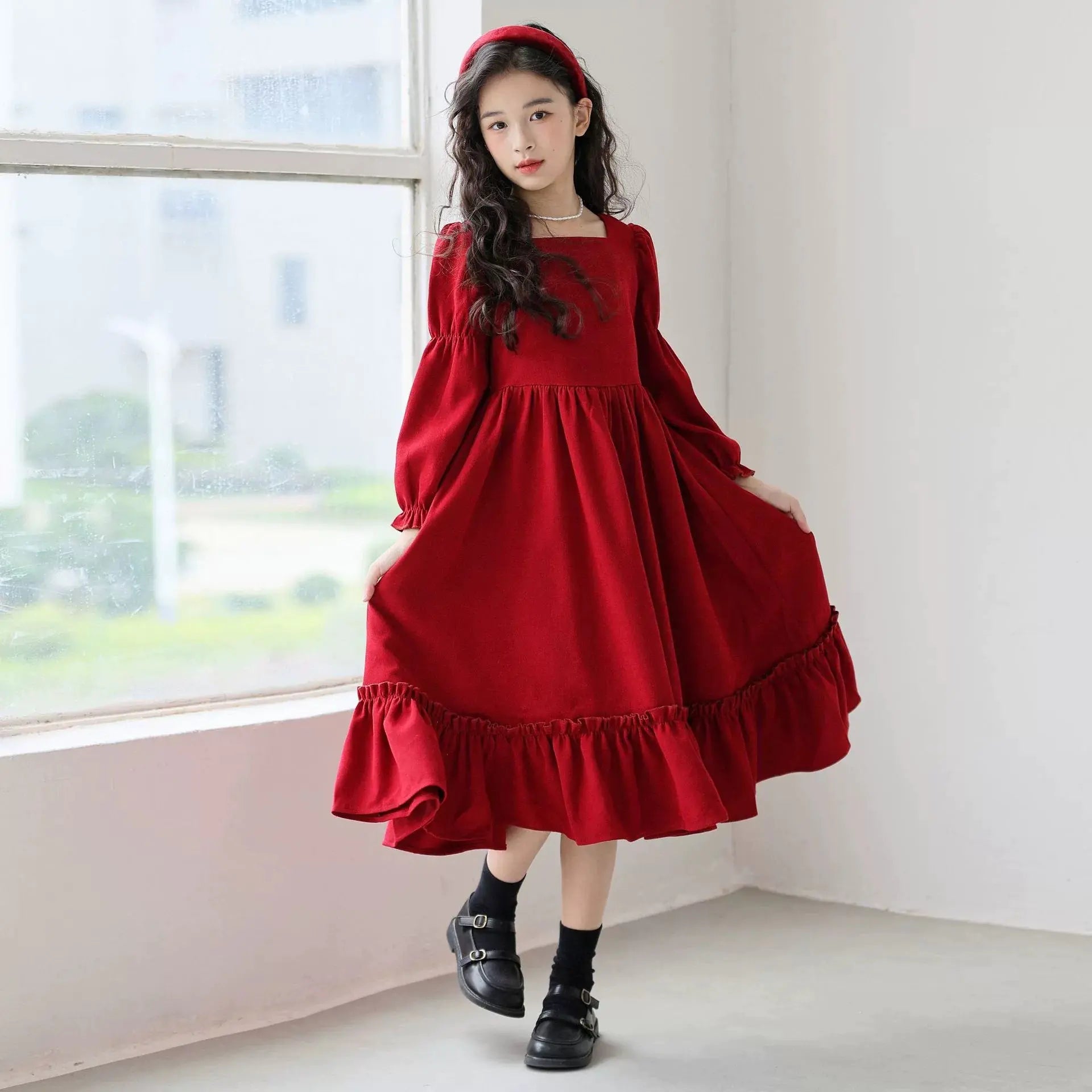 Girl's Long Sleeve Square Neck Dress