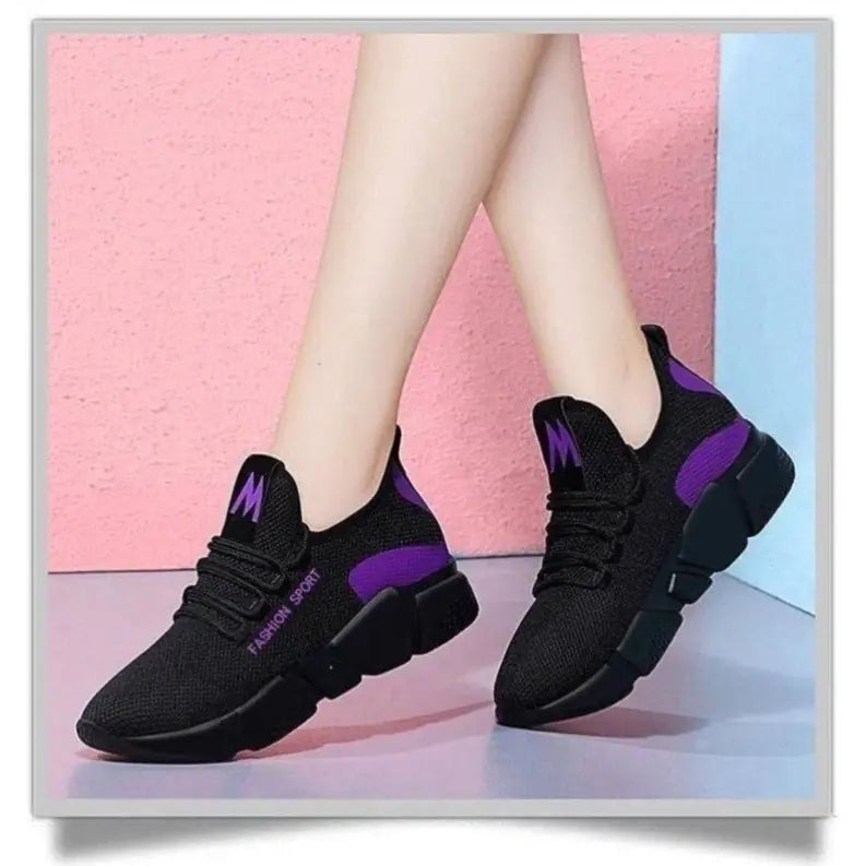 Black Flat Shoes for Female Waitstaff and Cleaners