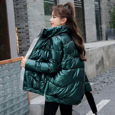 Women's Short Down Cotton Jacket - Trendy Winter Coat