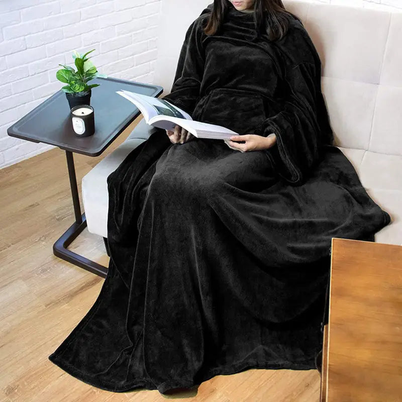 Wearable Flannel Blanket Robe with Sleeves (1pc)