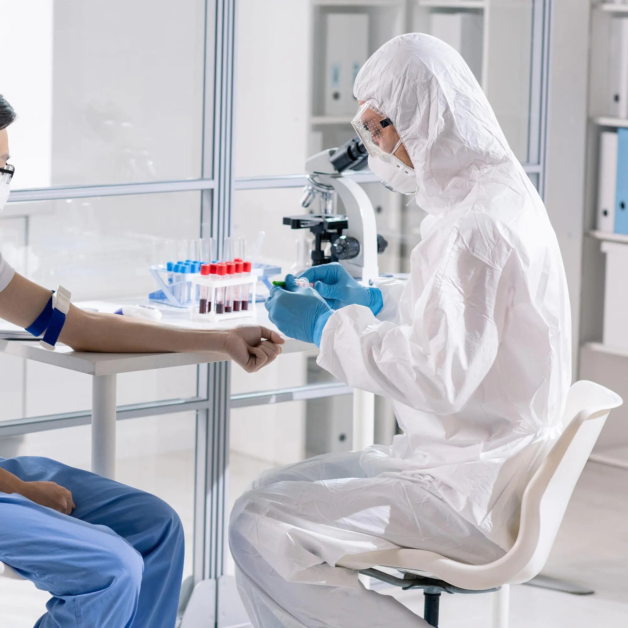 Medical Supply Disposable Coveralls for Adults Medium Size 5 Pack of 60 GSM